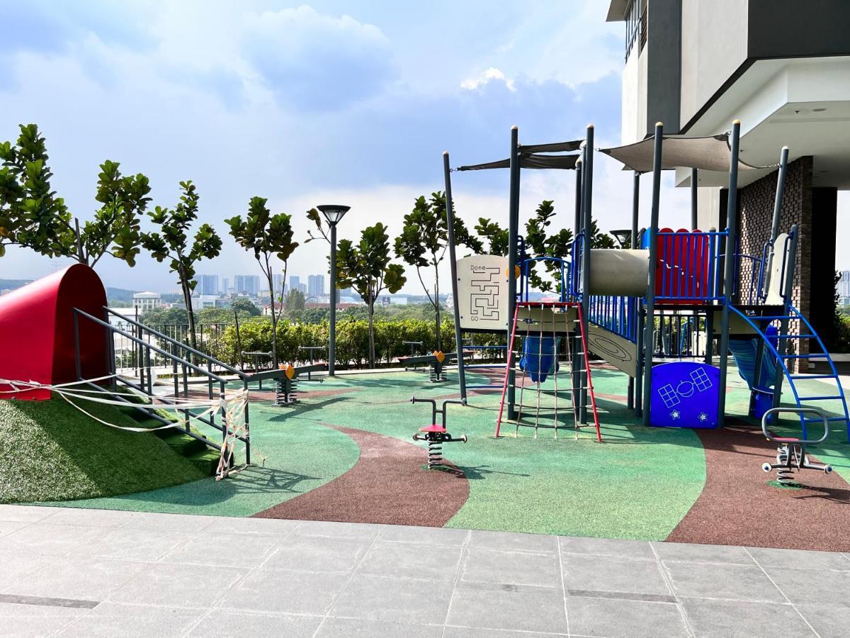 Condostay At Bangi Kampong Sungai Ramal Dalam Exterior photo